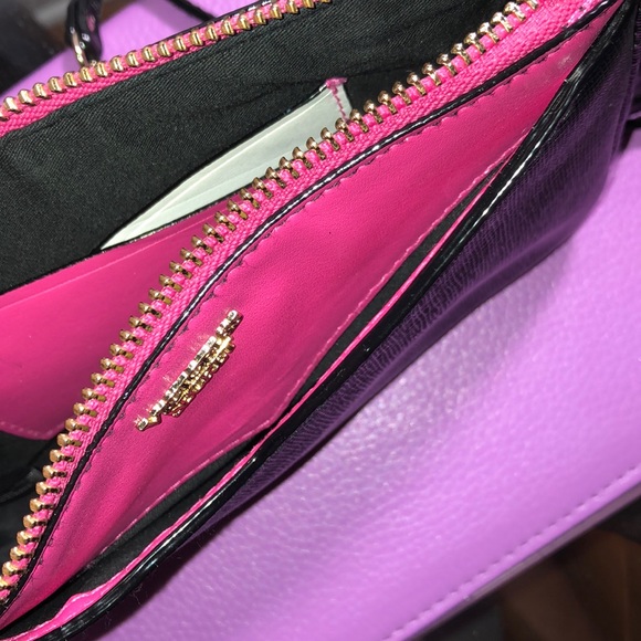🖤💗🖤💗🖤 Victoria’s Secret black pink purse - Picture 4 of 5